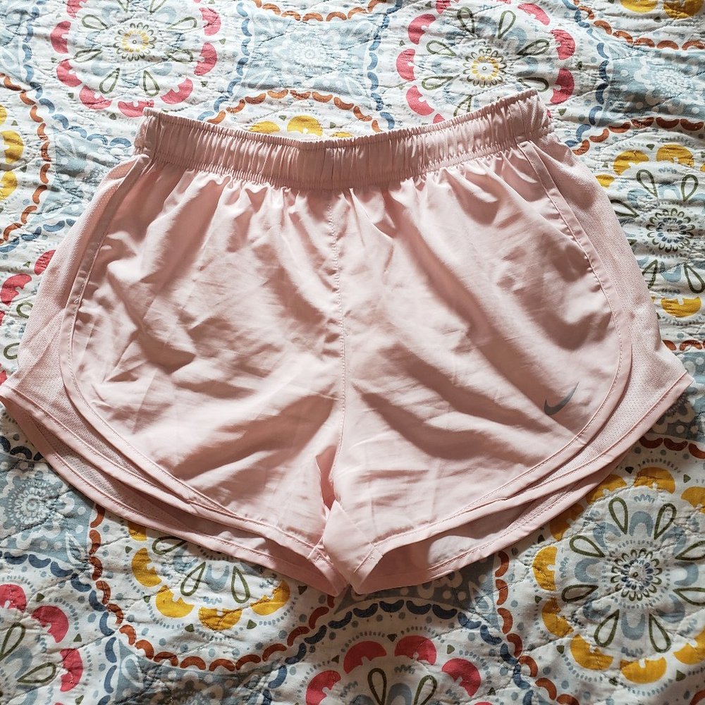 Nike Womens Dri-Fit Running Short Blush Pink S